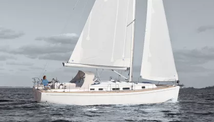 Moody Aft Cockpit 41