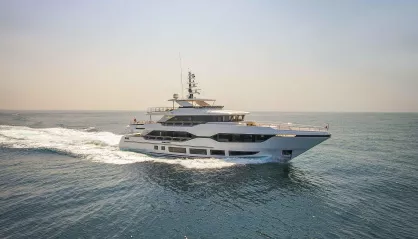 Majesty 120