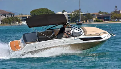 Bayliner VR5 Cuddy