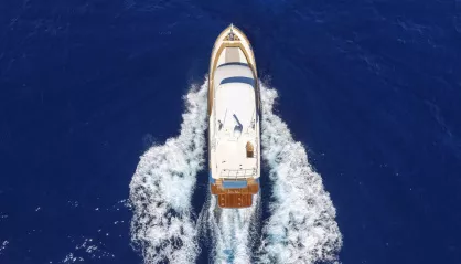Outer Reef 620 Trident