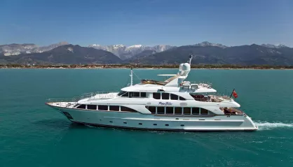 Benetti Classic 120