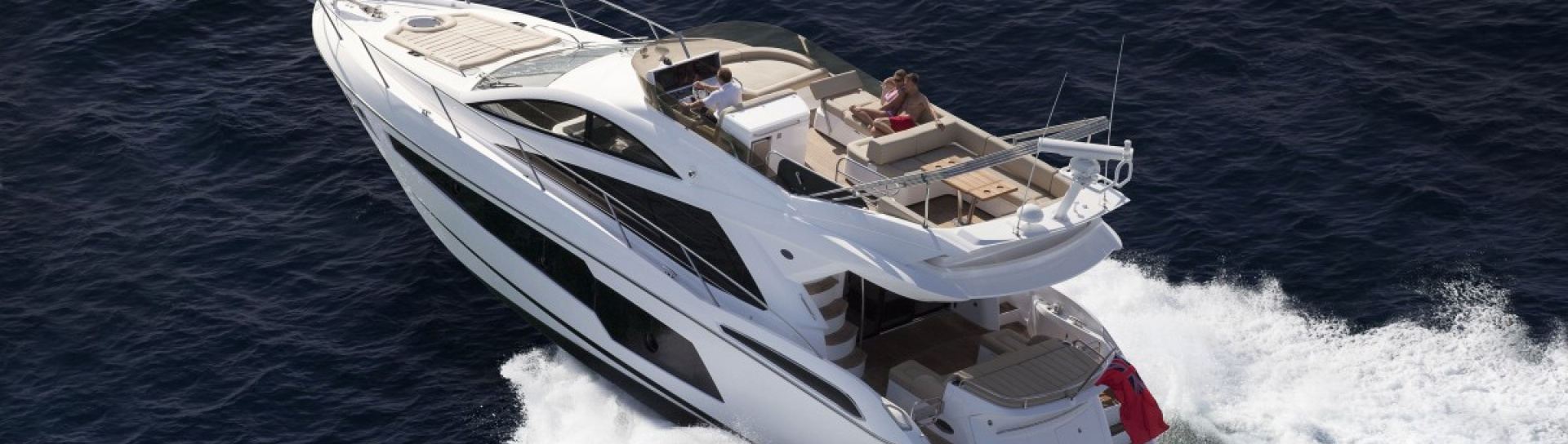Моторная яхта Sunseeker Manhattan 55 - фото