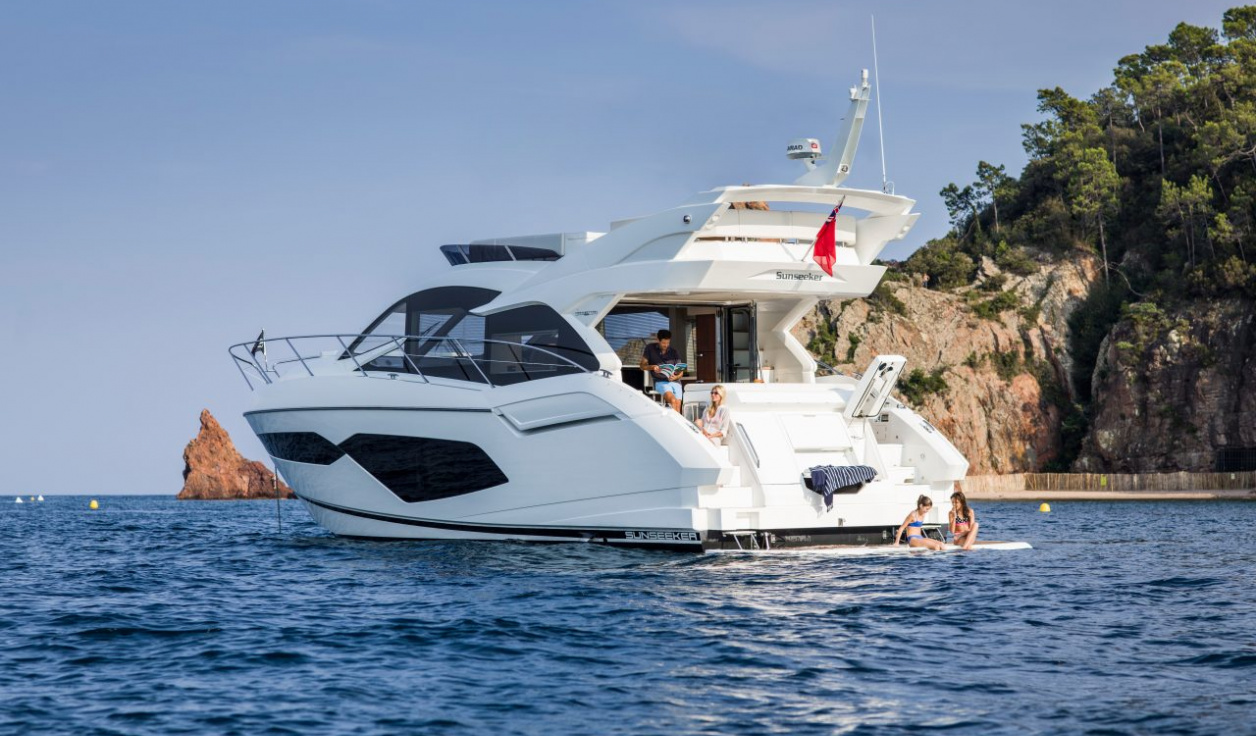 Моторная яхта Sunseeker Manhattan 52 - фото 1