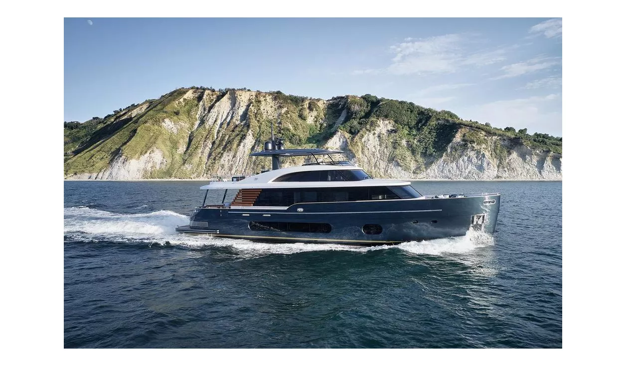 Моторная яхта Azimut Magellano 25 METRI - фото 1