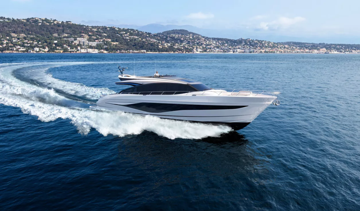 Моторная яхта Princess S80 - фото 1
