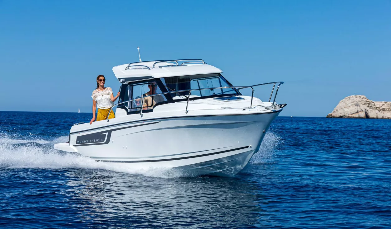 Катер Jeanneau Merry Fisher 605 Series 2 - фото 2