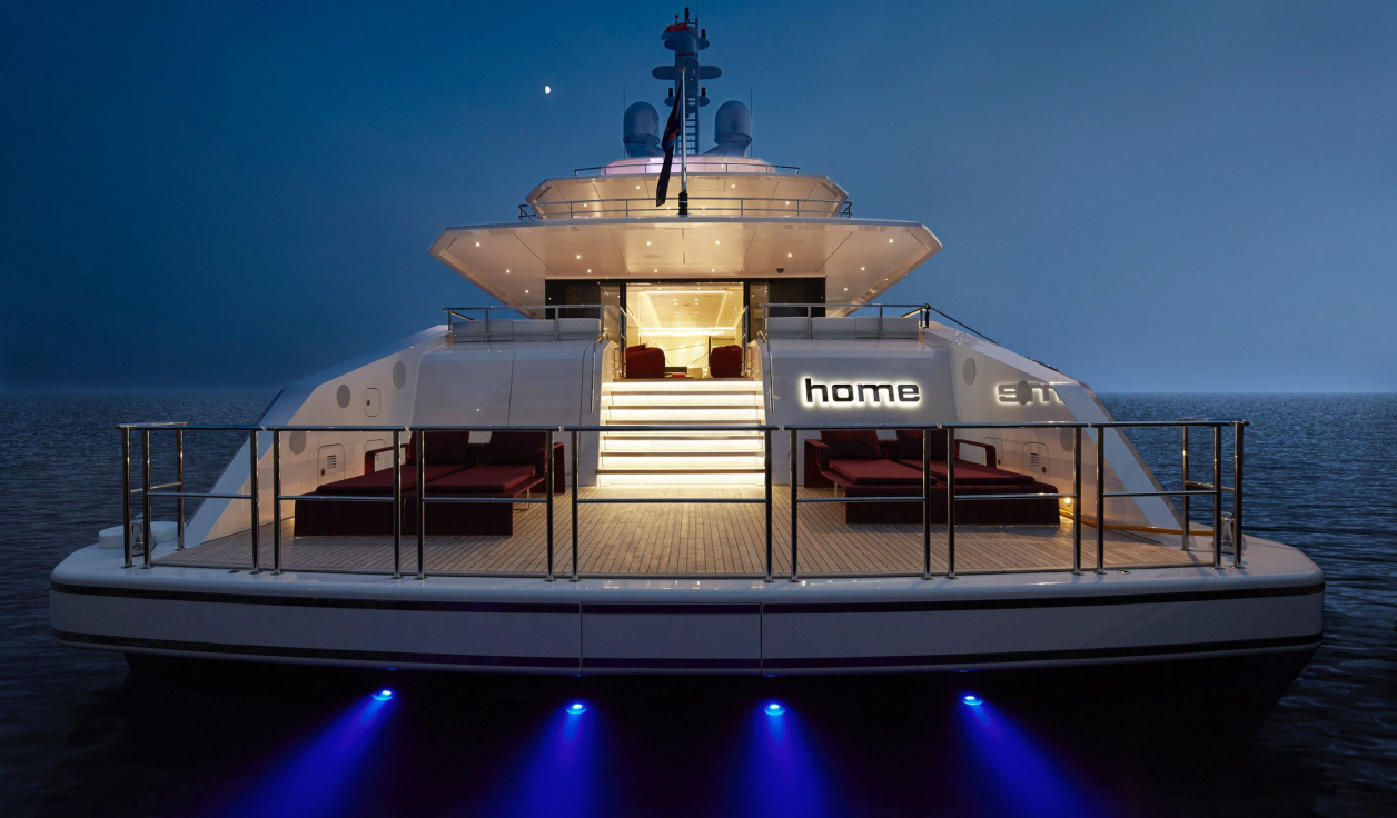 Моторная яхта Heesen Home (YN 17850) - фото 2