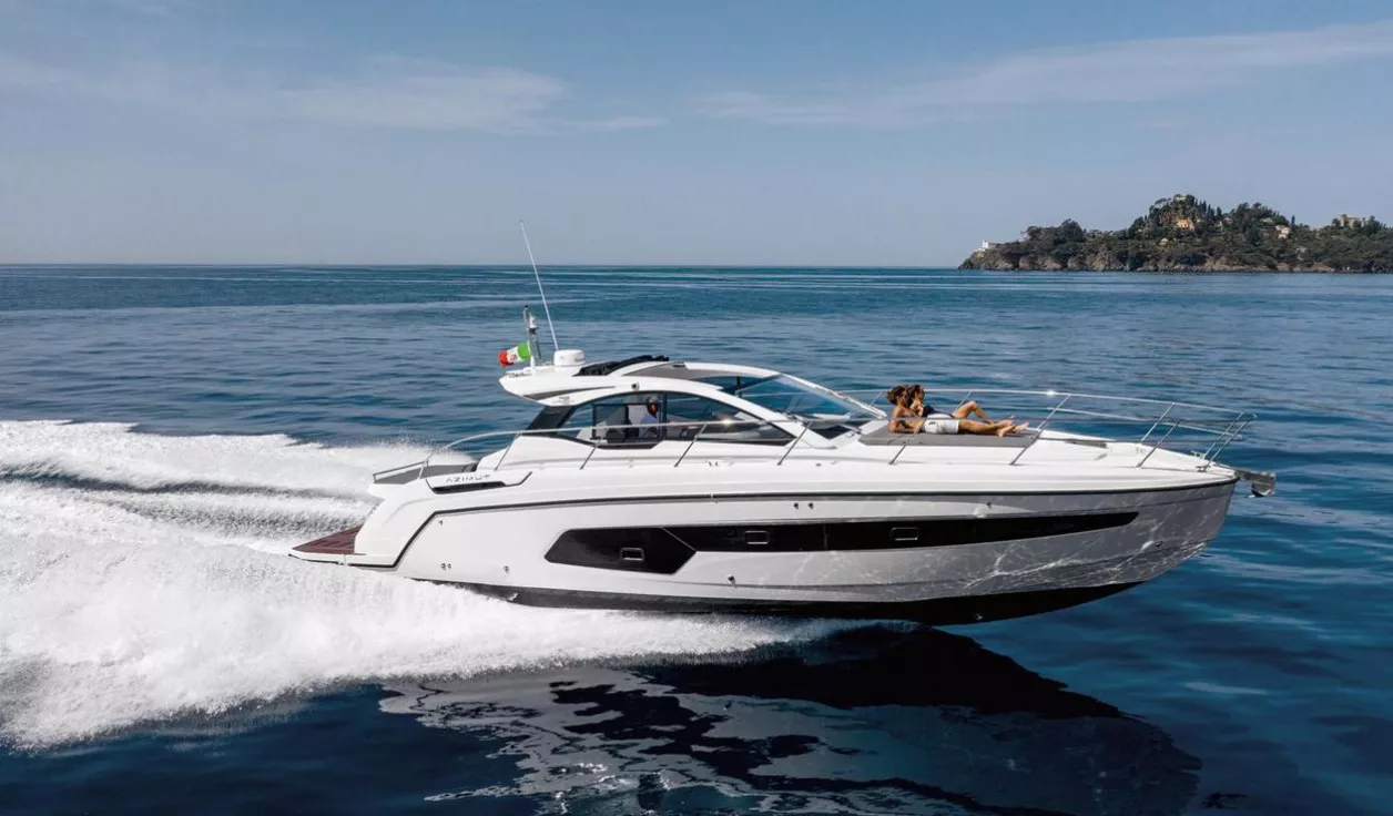 Моторная яхта Azimut Atlantis 45 - фото 1