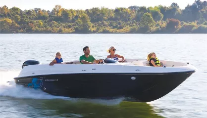 Bayliner Element E21