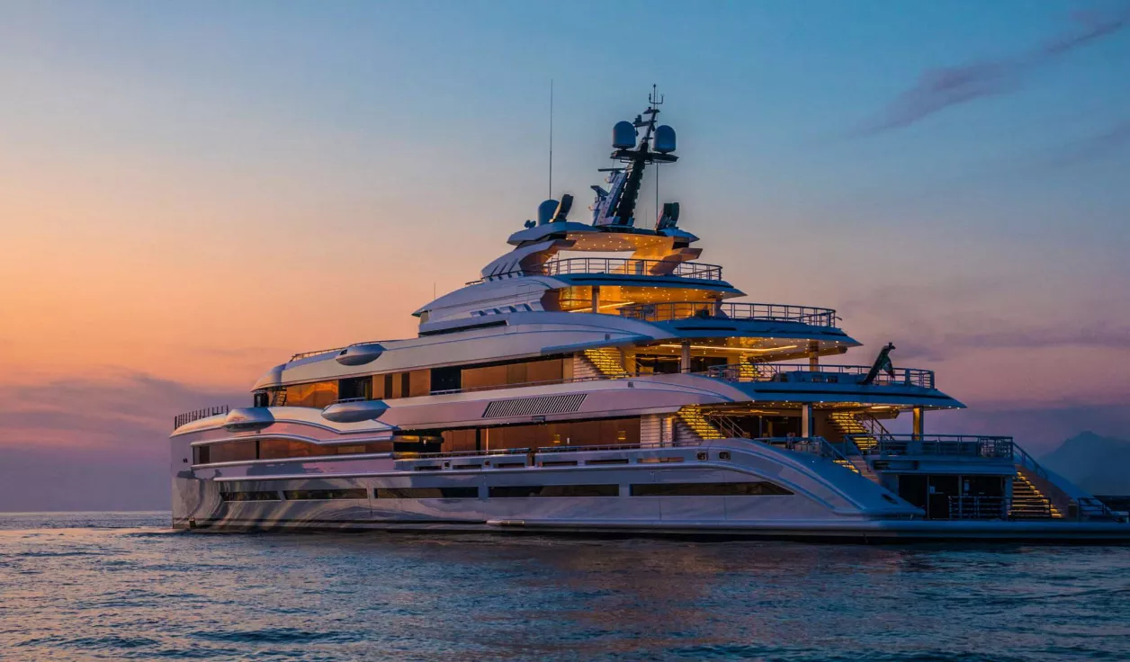 Моторная яхта Benetti FB277 M/Y Lana  - фото 1