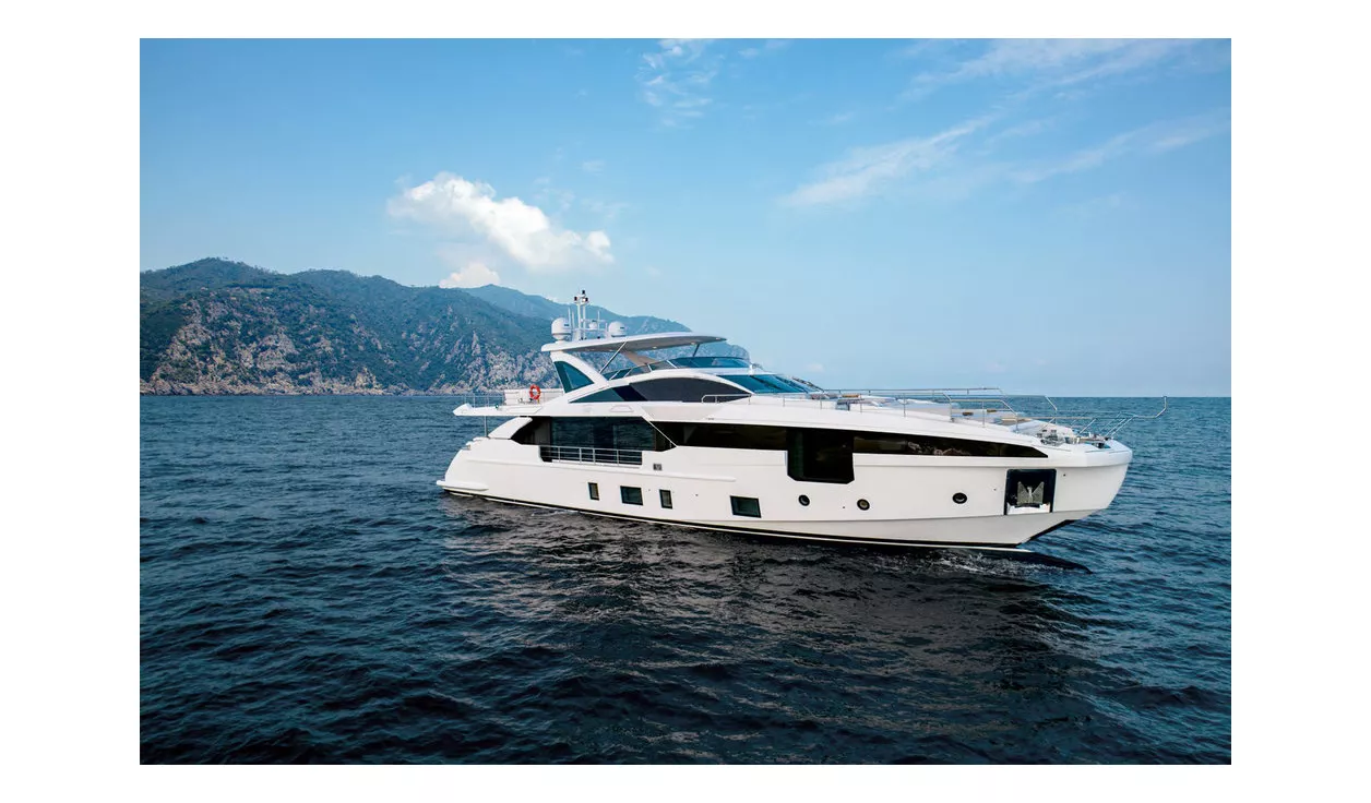 Моторная яхта Azimut Grande 32 METRI - фото 1