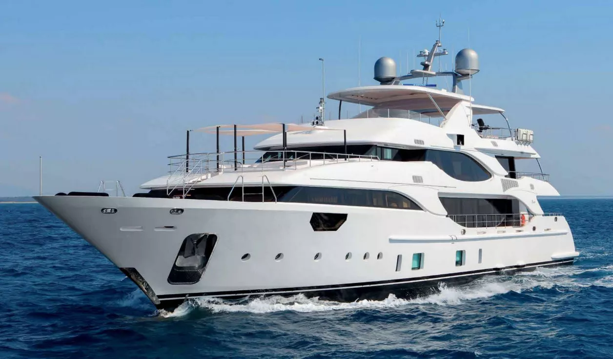 Моторная яхта Benetti Crystal 140 - фото 2