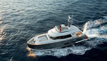 Azimut Magellano 53