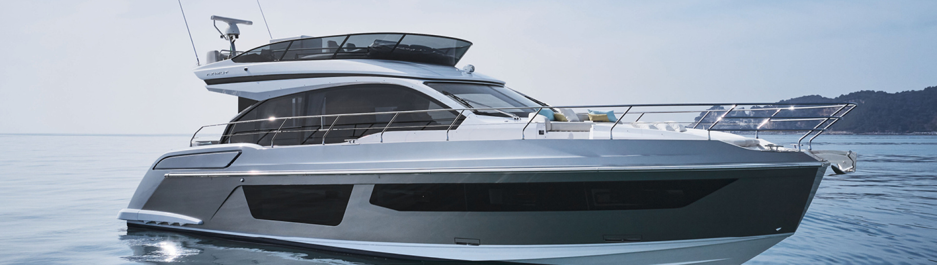 Моторная яхта Azimut 53 Flybrigde - фото