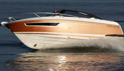 Parker 750 Day Cruiser