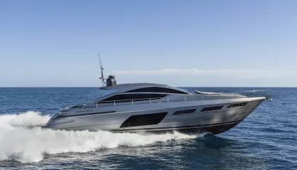 Pershing 6X