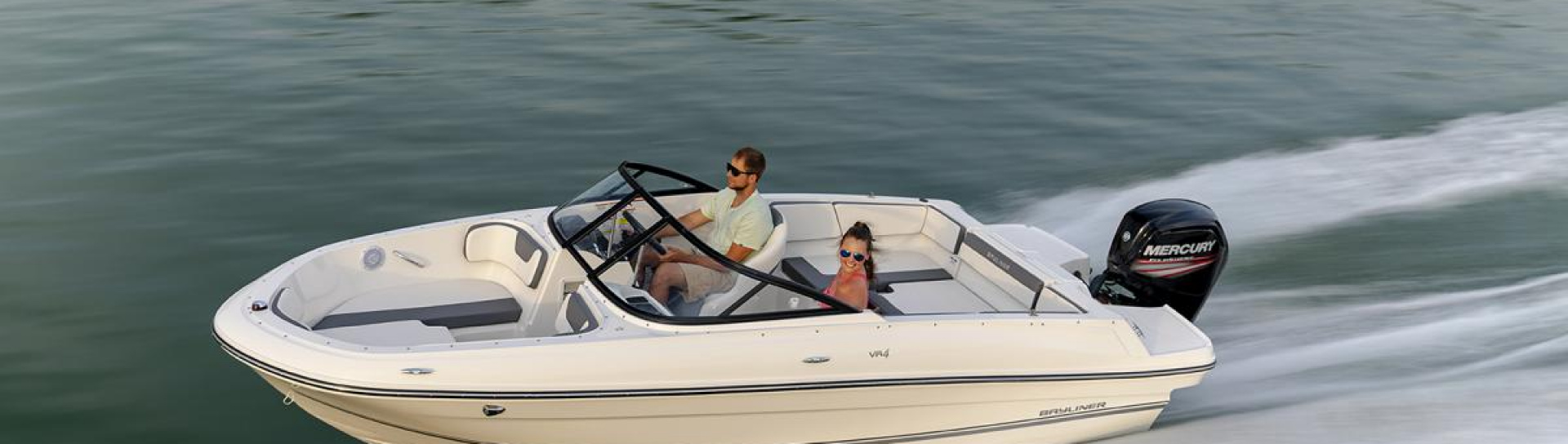 Катер Bayliner VR4 Bowrider Outboard - фото