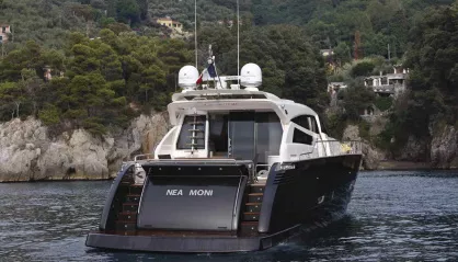 Cayman Yachts S750