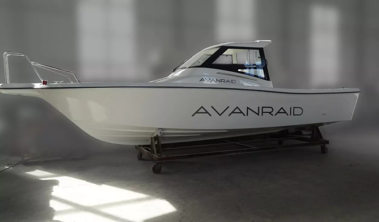 Катер AVANRAID BR27  - фото 1
