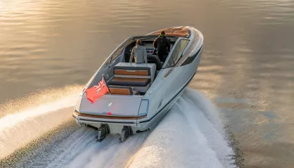 Fairline F-Line 33 Inboard