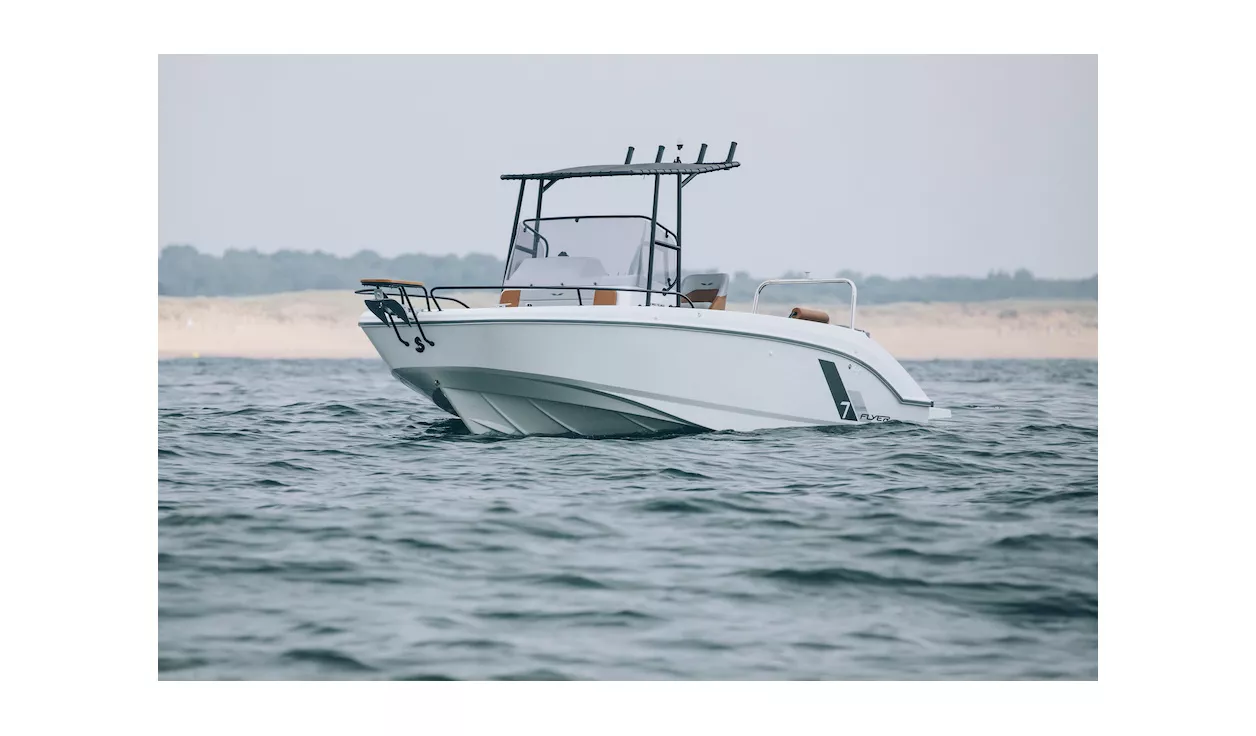 Катер Beneteau Flyer 7 SPACEdeck - фото 2