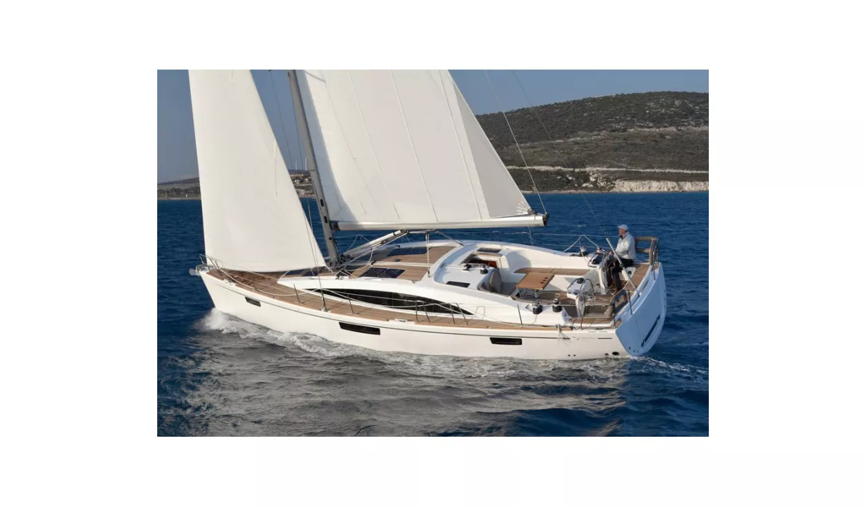 Парусная яхта Bavaria 46 Vision  - фото 2