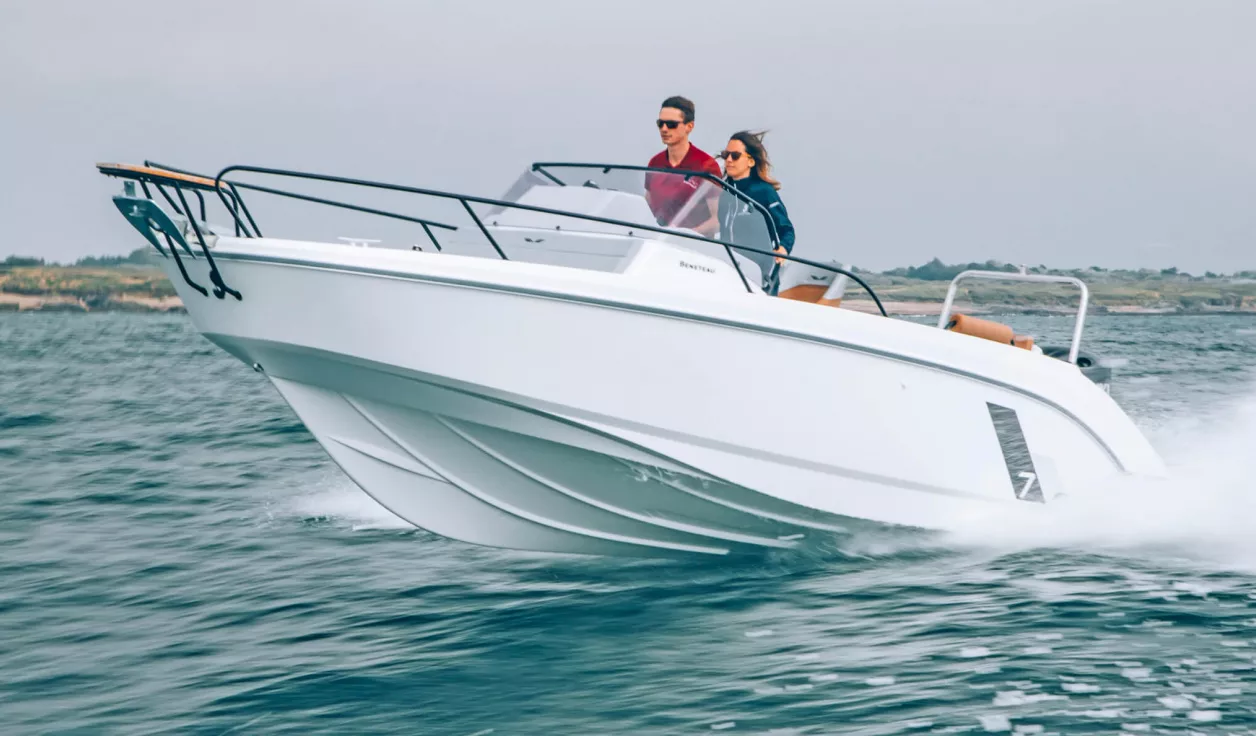 Катер Beneteau Flyer 7 SUNdeck - фото 1