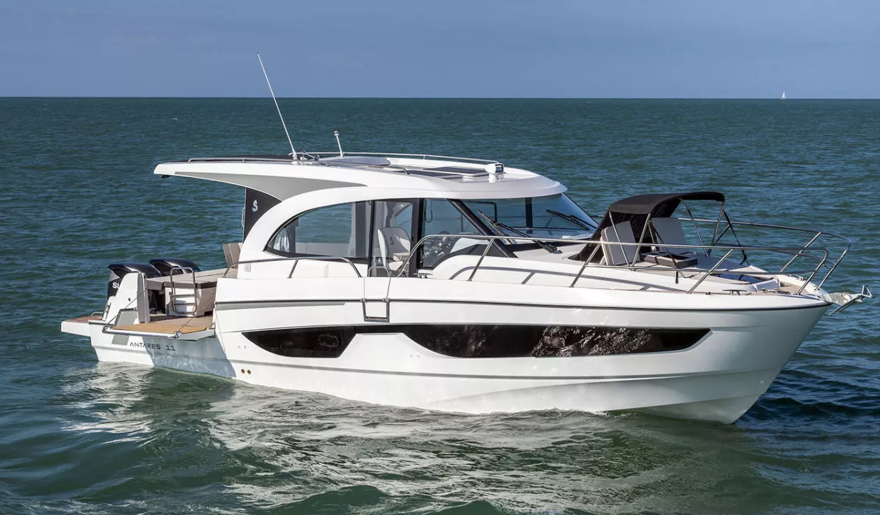 Катер Beneteau Antares 11 - фото 2