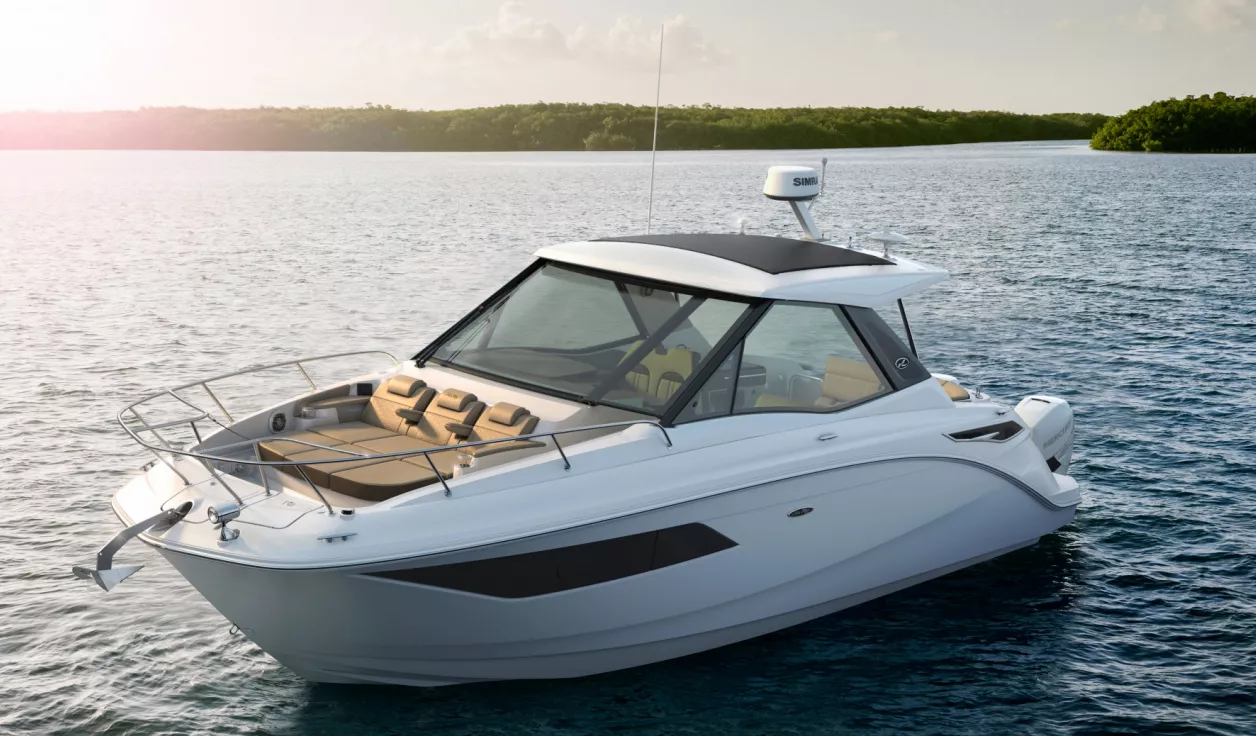 Катер Sea Ray Sundancer 320 Coupe Outboard - фото 2
