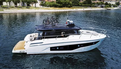Cranchi T 36 Crossover