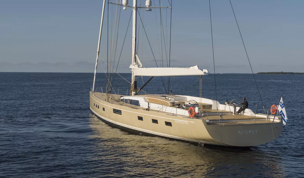 Парусная яхта Nautor's Swan 120 - фото 2