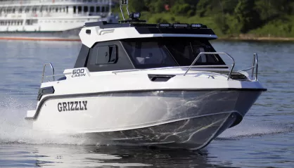 Grizzly 600 Cabin