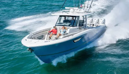 Pursuit S 428