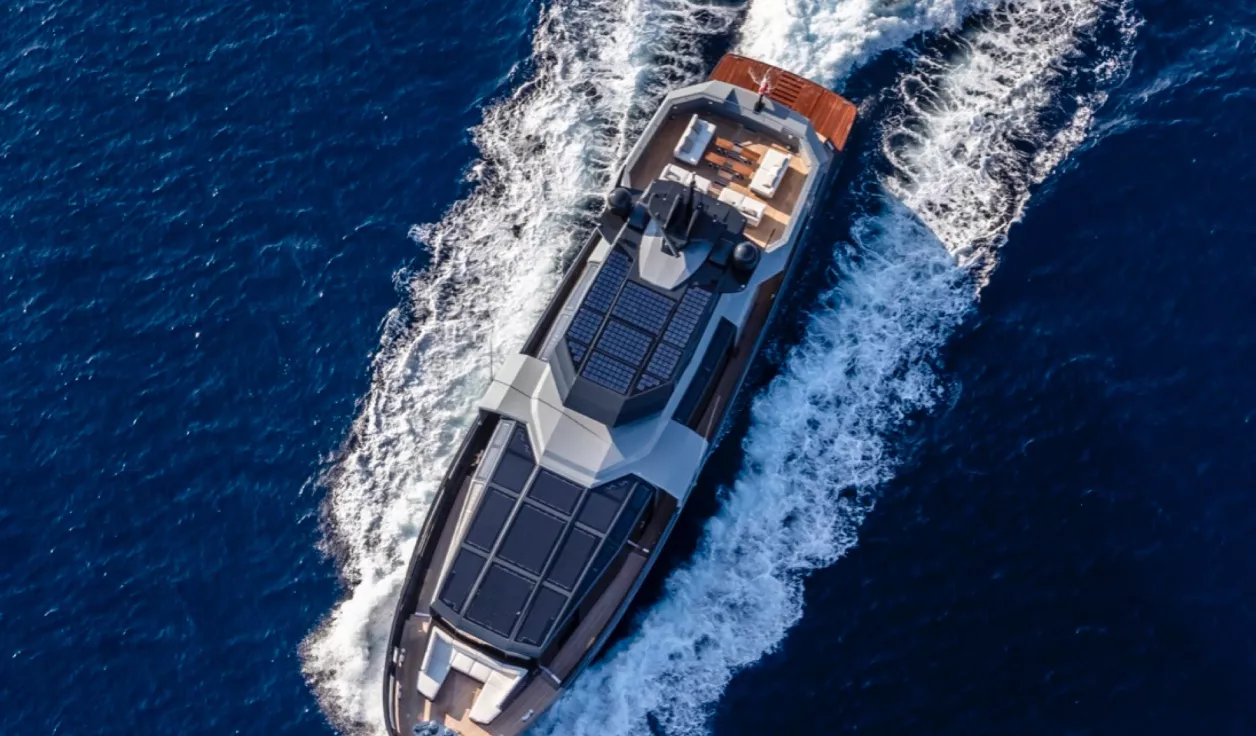 Моторная яхта Arcadia A105 - фото 2