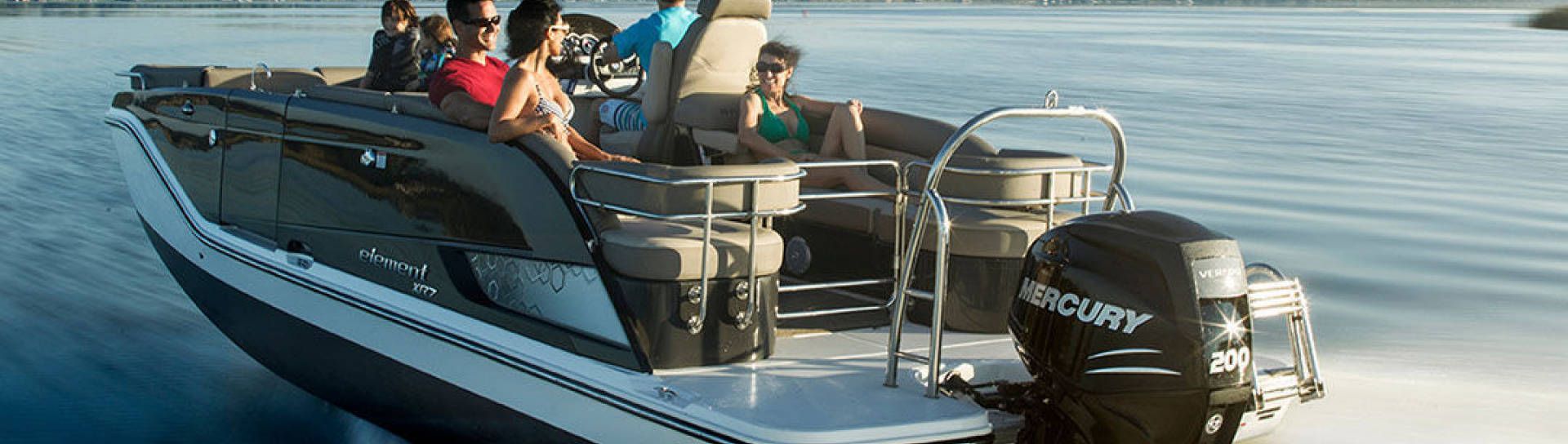 Катер Bayliner Element XR7 - фото