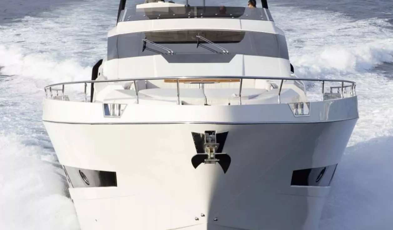 Моторная яхта Cayman Yachts F920 - фото 2
