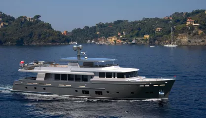 Wim van der Valk Explorer 28M RPH