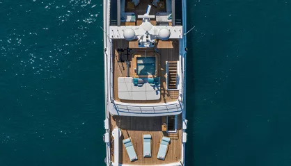 Cantiere delle Marche Darwin 102