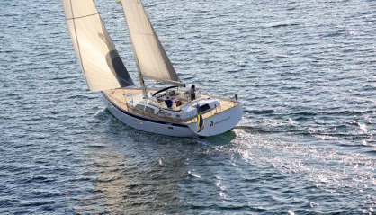 Hallberg-Rassy 57