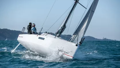 Beneteau First 27 SE