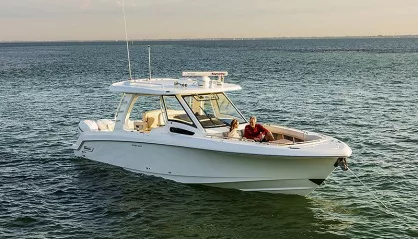 Boston Whaler 350 Realm
