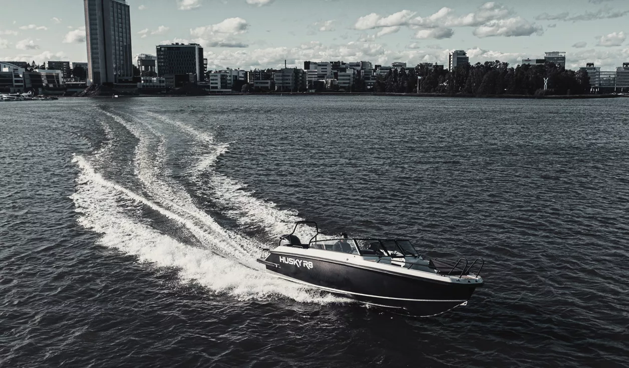 Катер Finnmaster Husky R8 - фото 1