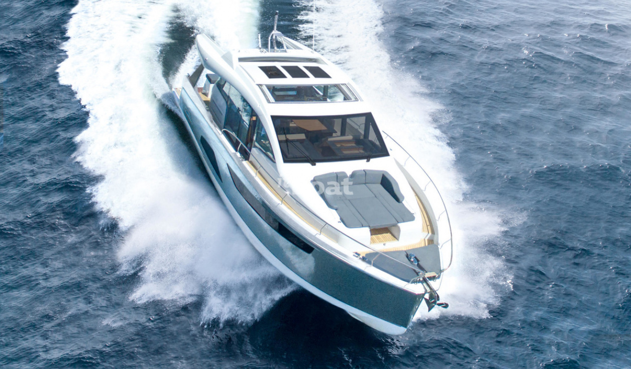 Моторная яхта Sealine C530 - фото 2