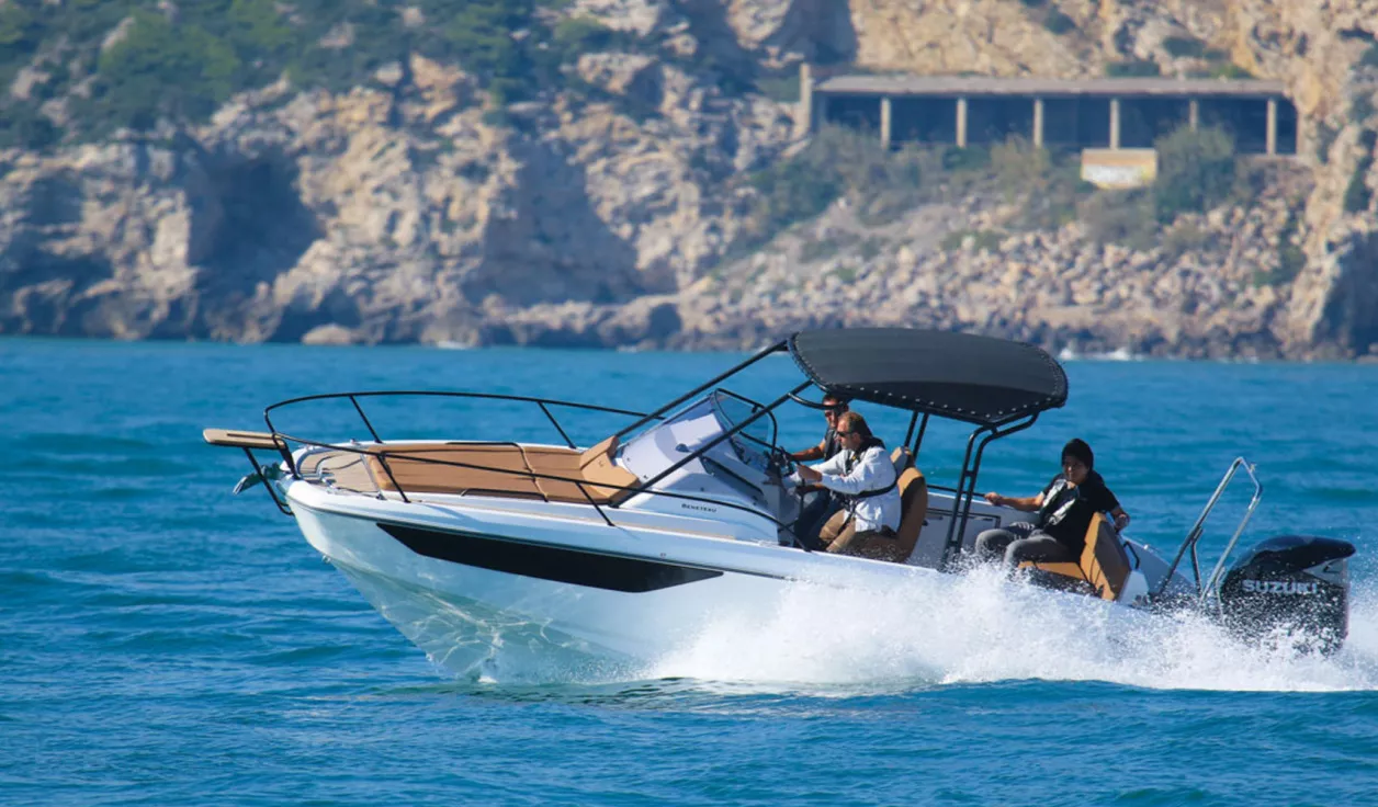 Катер Beneteau Flyer 8 SUNdeck - фото 1