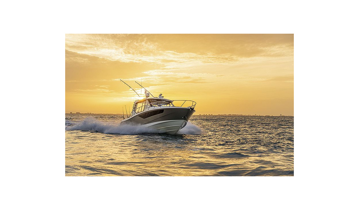 Катер Boston Whaler 405 Conquest - фото 1