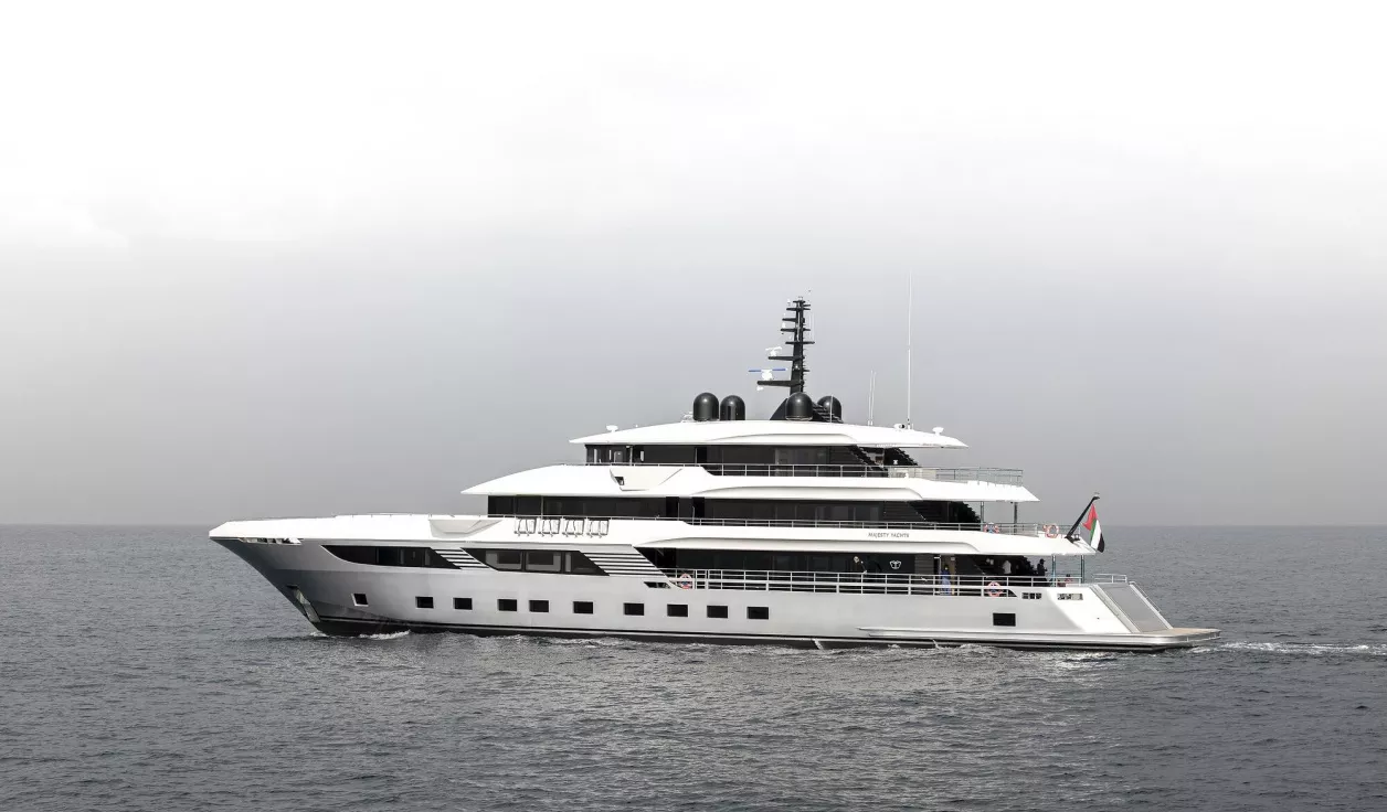 Моторная яхта Majesty 175 - фото 1