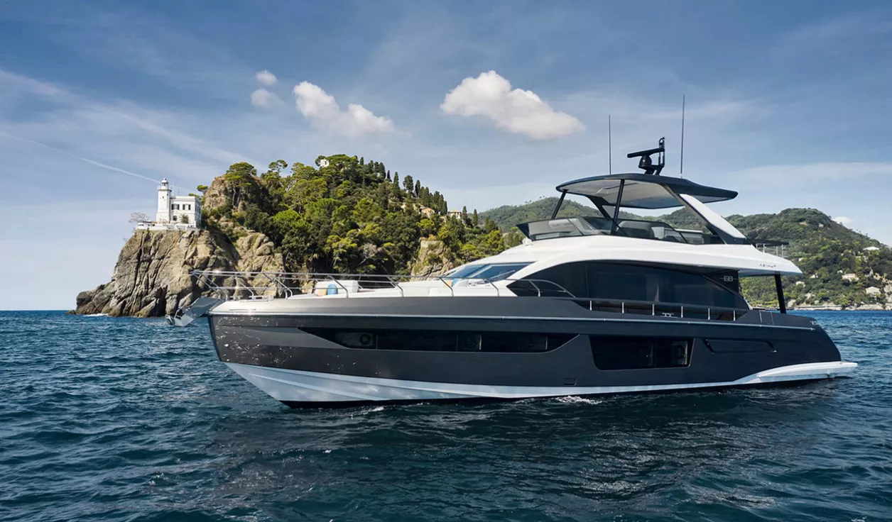 Моторная яхта Azimut 68 Fybridge - фото 2