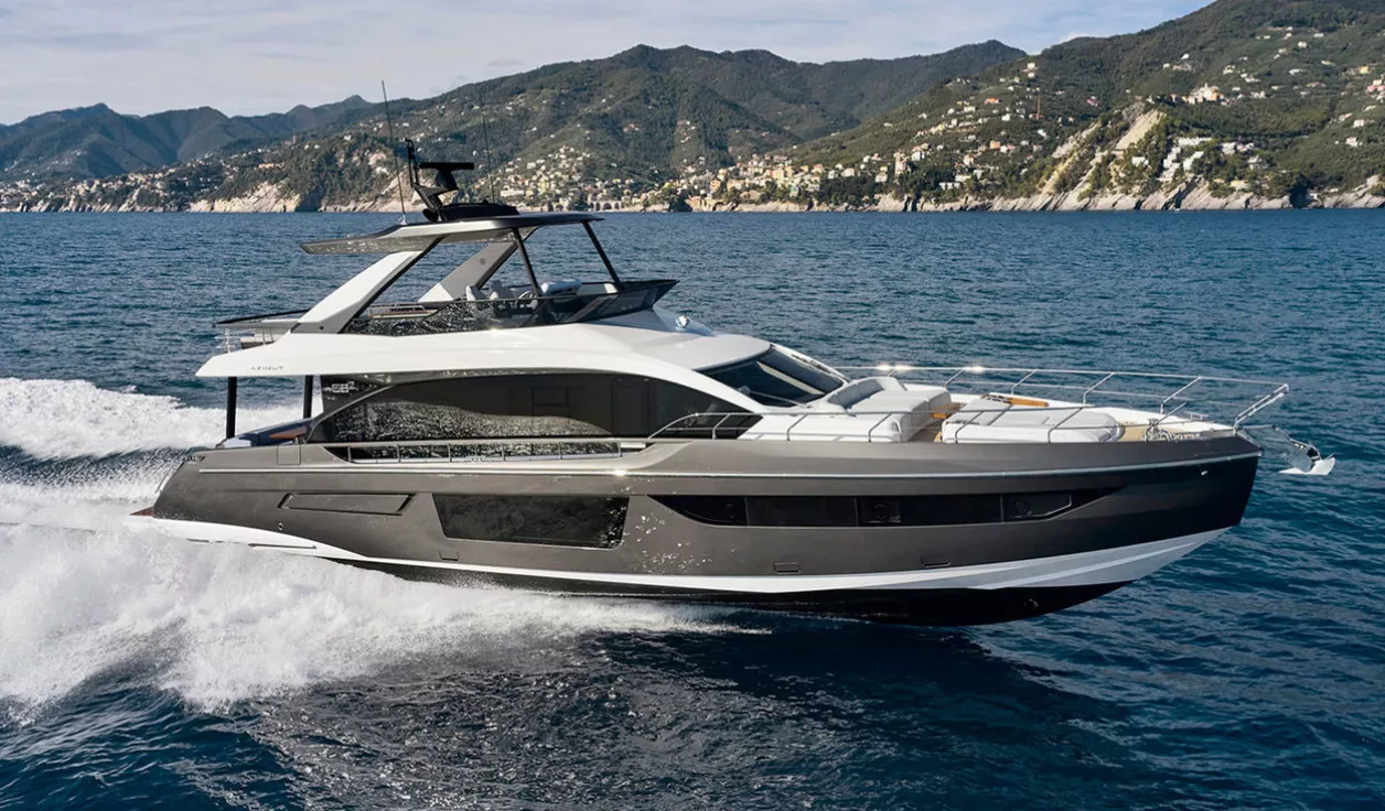 Моторная яхта Azimut 68 Fybridge - фото 1