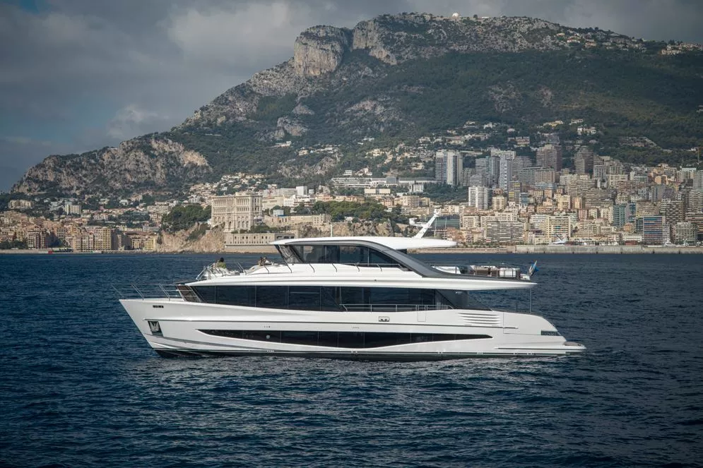  В модельной линейке британской верфи Princess Yachts очередное пополнение