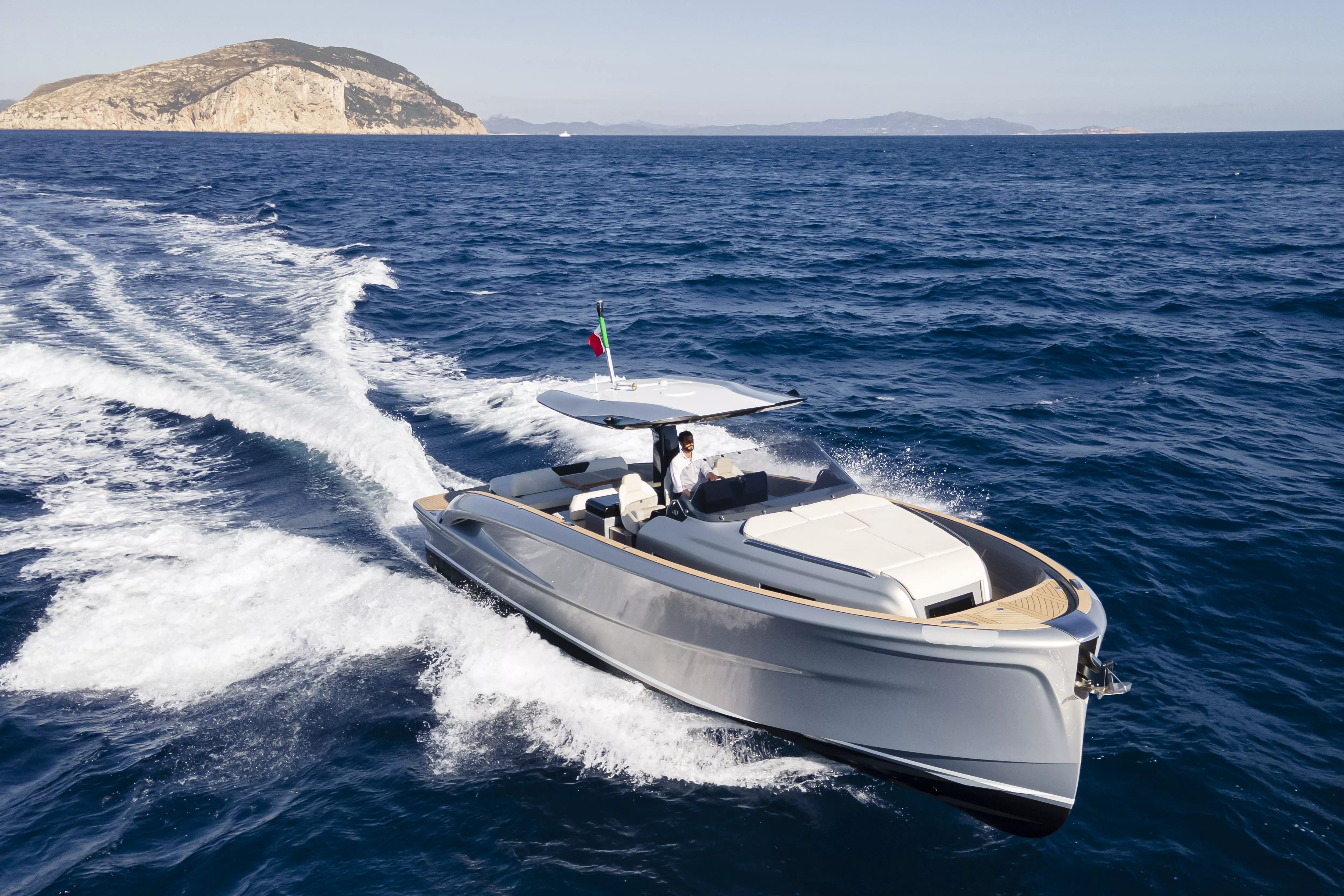 Новая Solaris Power 40 Open